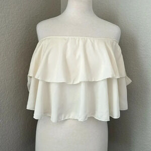 2 HEARTS ruffle crop top